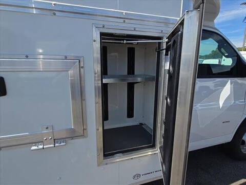 2024 Chevrolet Express 3500