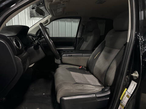 2017 Toyota Tundra SR5