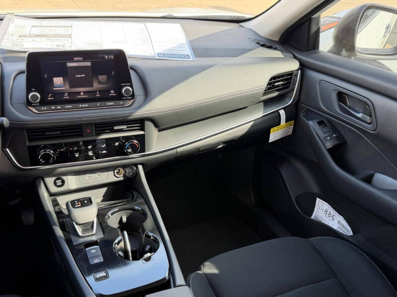 2026 Nissan Rogue S