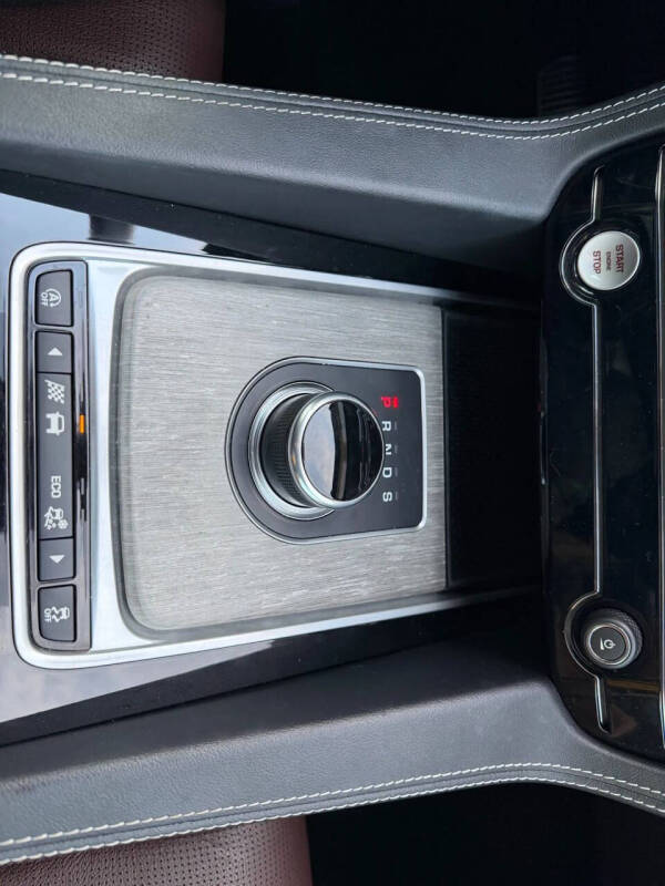 2018 Jaguar F-PACE S