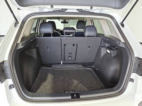 2026 Volkswagen Taos SE