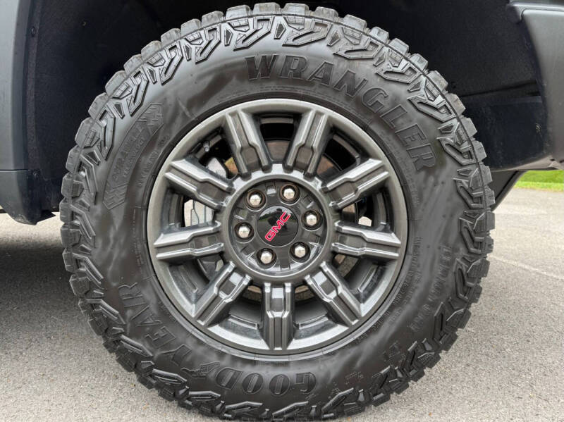 2024 GMC Sierra 1500 AT4X