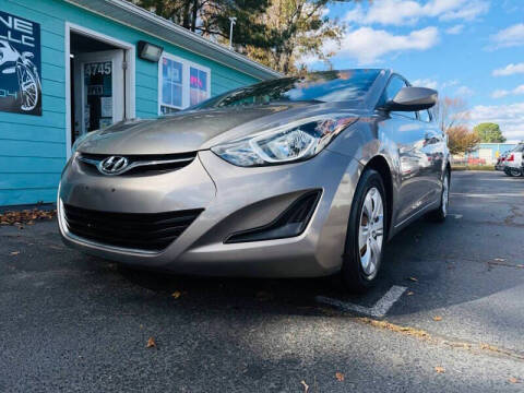 2016 Hyundai Elantra SE