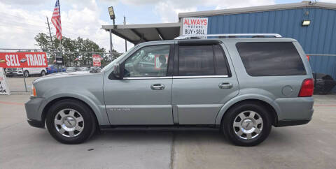 2005 Lincoln Navigator Luxury