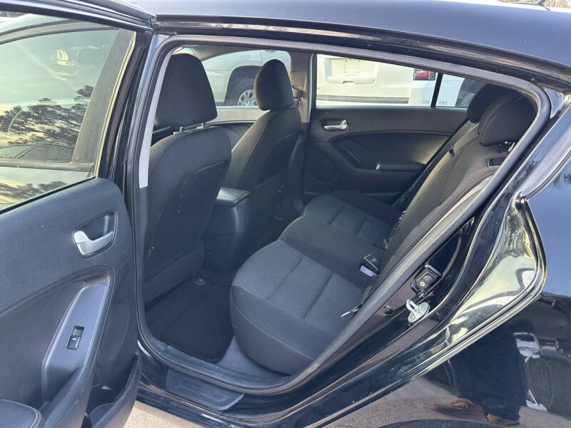 2017 Kia Forte5 LX