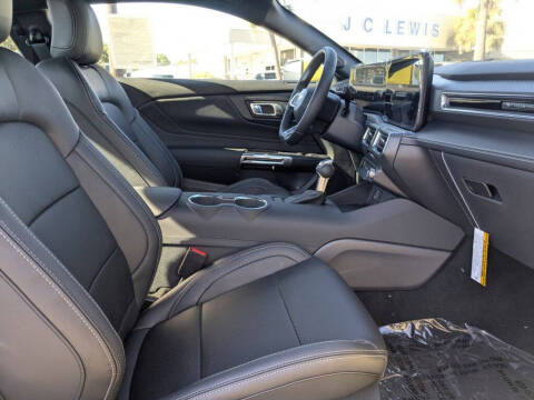 2025 Ford Mustang EcoBoost Premium