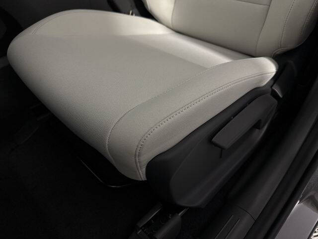 2025 Hyundai Santa Fe SE