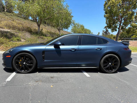 2018 Porsche Panamera 4