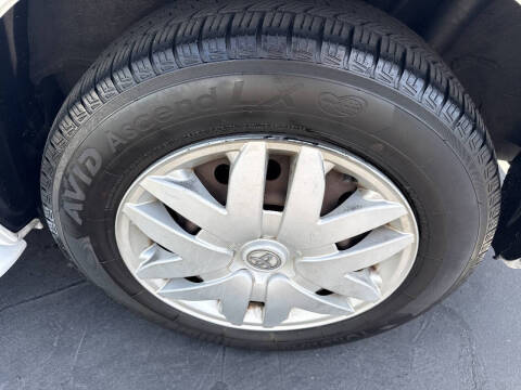 2006 Toyota Sienna CE 8 Passenger