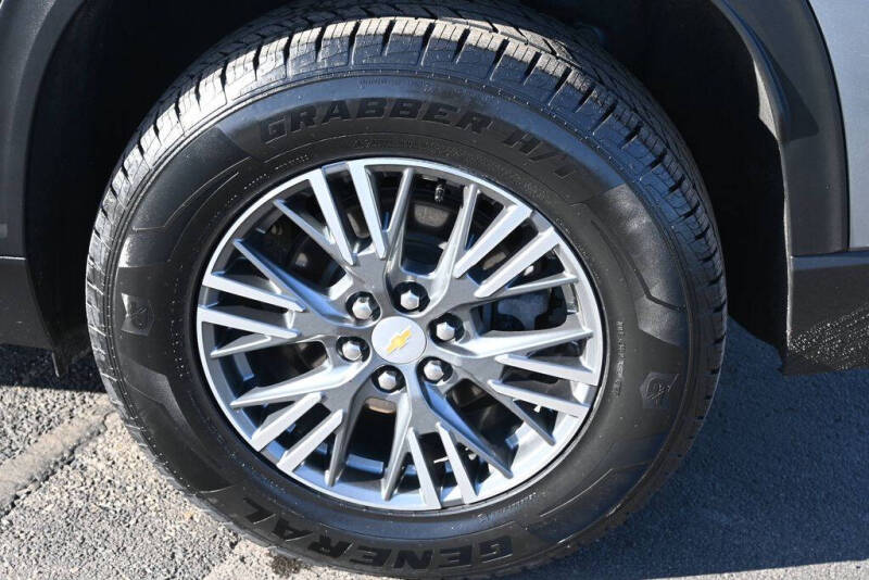2024 Chevrolet Traverse LS