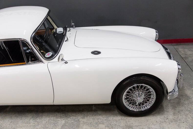 1959 MG A COUPE