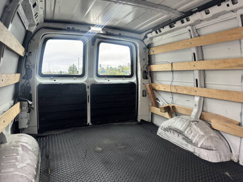 2019 Chevrolet Express 2500