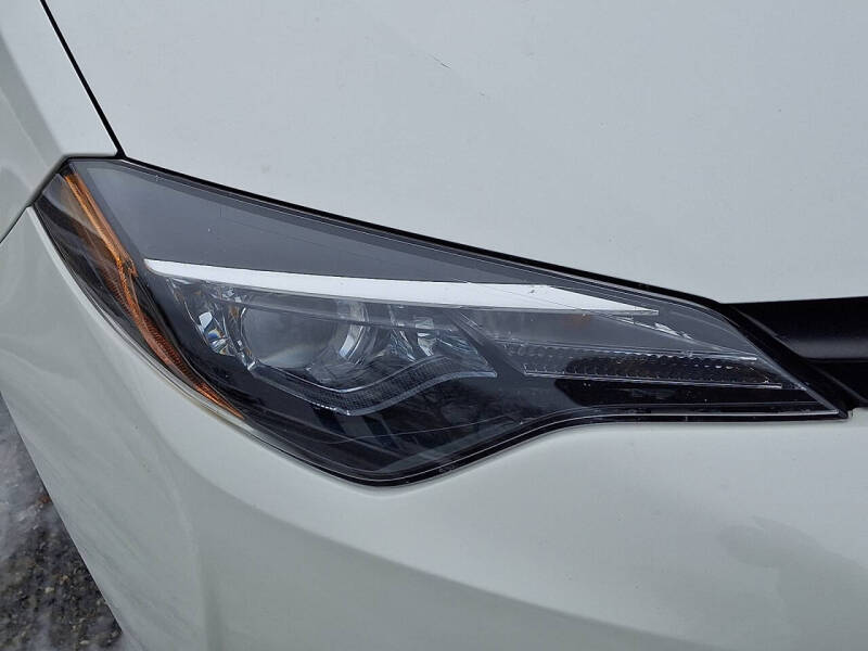 2019 Toyota Corolla XLE