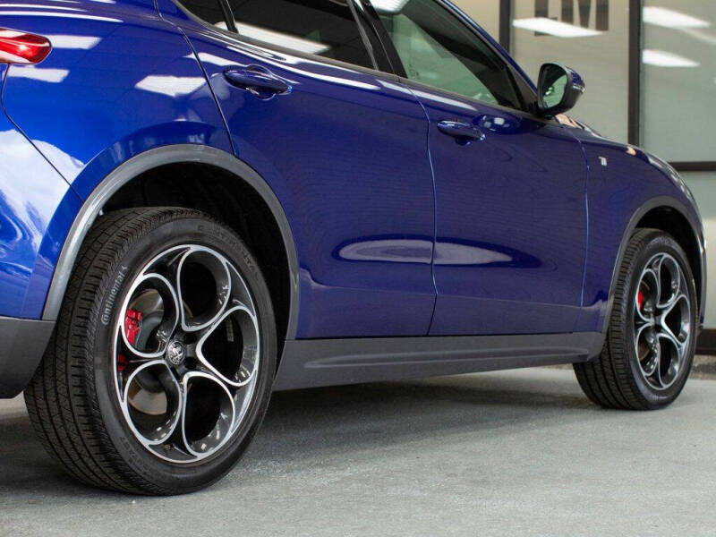 2022 Alfa Romeo Stelvio Ti