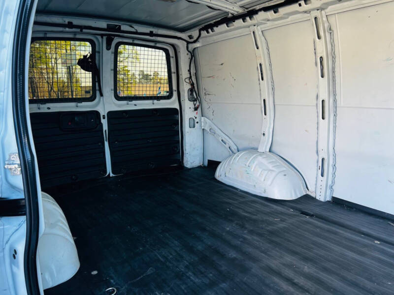 2019 Chevrolet Express 2500