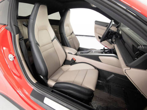 2025 Porsche 911 Carrera