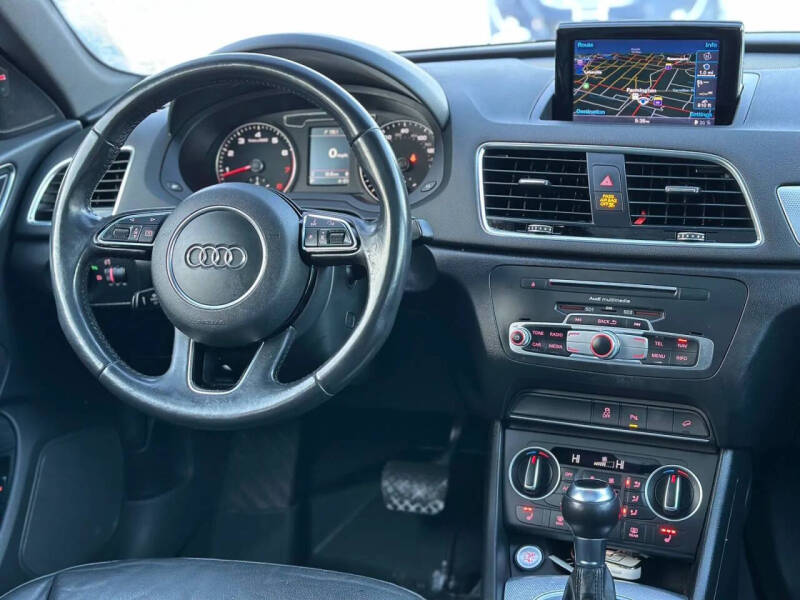 2016 Audi Q3 2.0T quattro Premium Plus