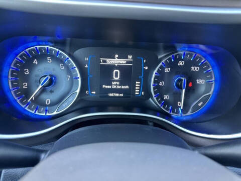 2017 Chrysler Pacifica Touring-L