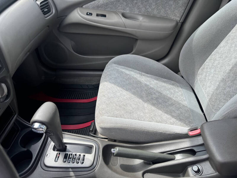 2002 Nissan Sentra XE