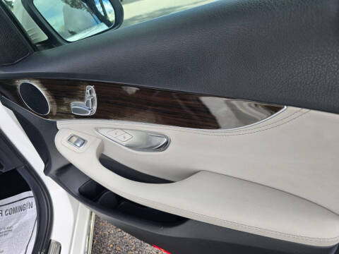 2015 Mercedes-Benz C-Class C 300