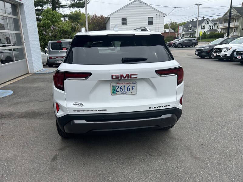 2025 GMC Terrain Elevation