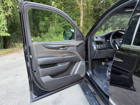 2017 Cadillac Escalade ESV Platinum