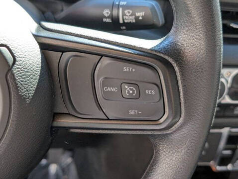 2024 Jeep Gladiator NightHawk