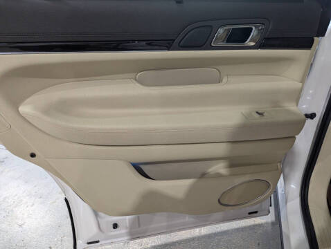 2015 Lincoln MKT EcoBoost