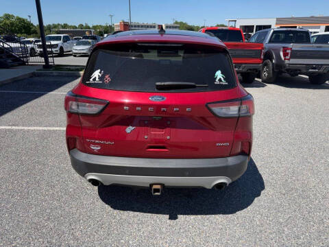 2021 Ford Escape Titanium