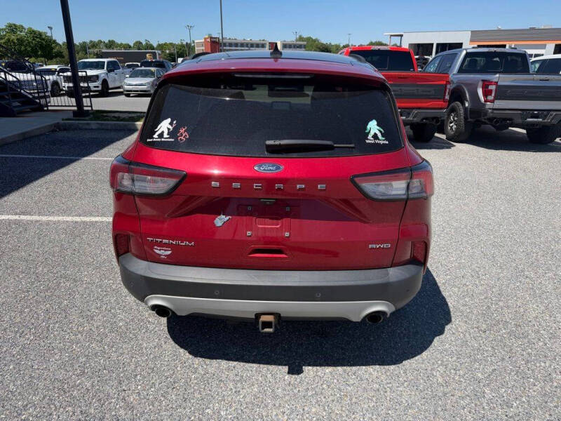 2021 Ford Escape Titanium