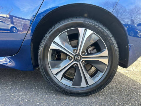 2022 Nissan LEAF SV PLUS