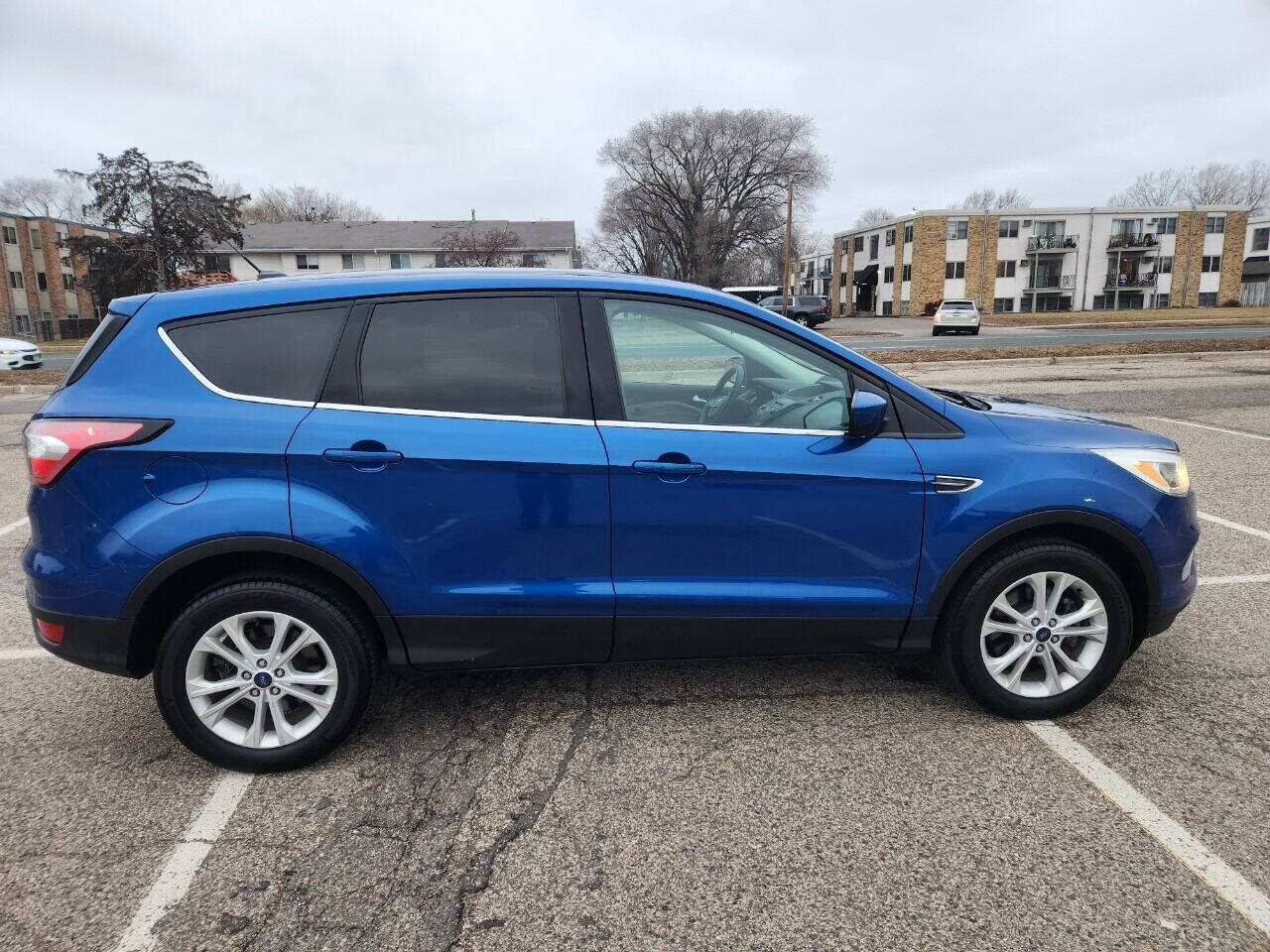 2017 Ford Escape for sale at Xtra Mile Auto Sales LLC in Cambridge, MN