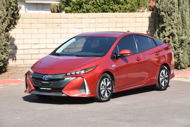 2019 Toyota Prius Prime Plus photo 8