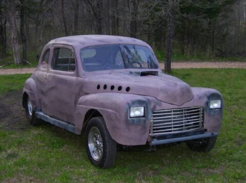 1942 Ford Deluxe
