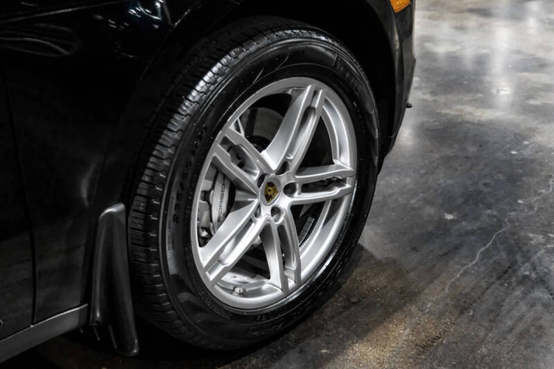 2017 Porsche Macan S