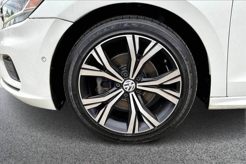 2020 Volkswagen Passat SEL