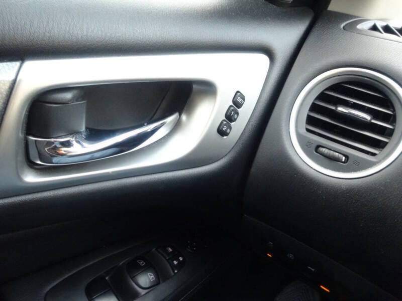 2018 Nissan Pathfinder SL