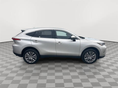 2023 Toyota Venza XLE