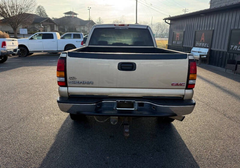 2005 GMC Sierra 2500HD SLT