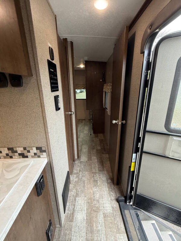 2020 Forest River Rockwood M-8329SS