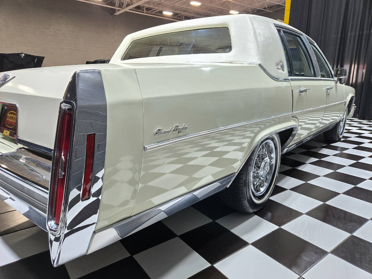 1981 Cadillac Fleetwood Brougham 31