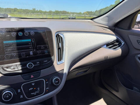 2017 Chevrolet Malibu LT