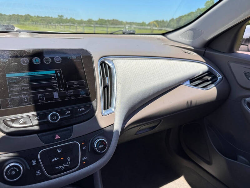 2017 Chevrolet Malibu LT