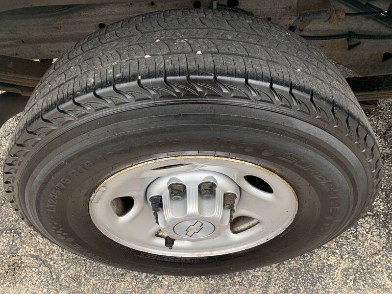 2017 Chevrolet Express 2500