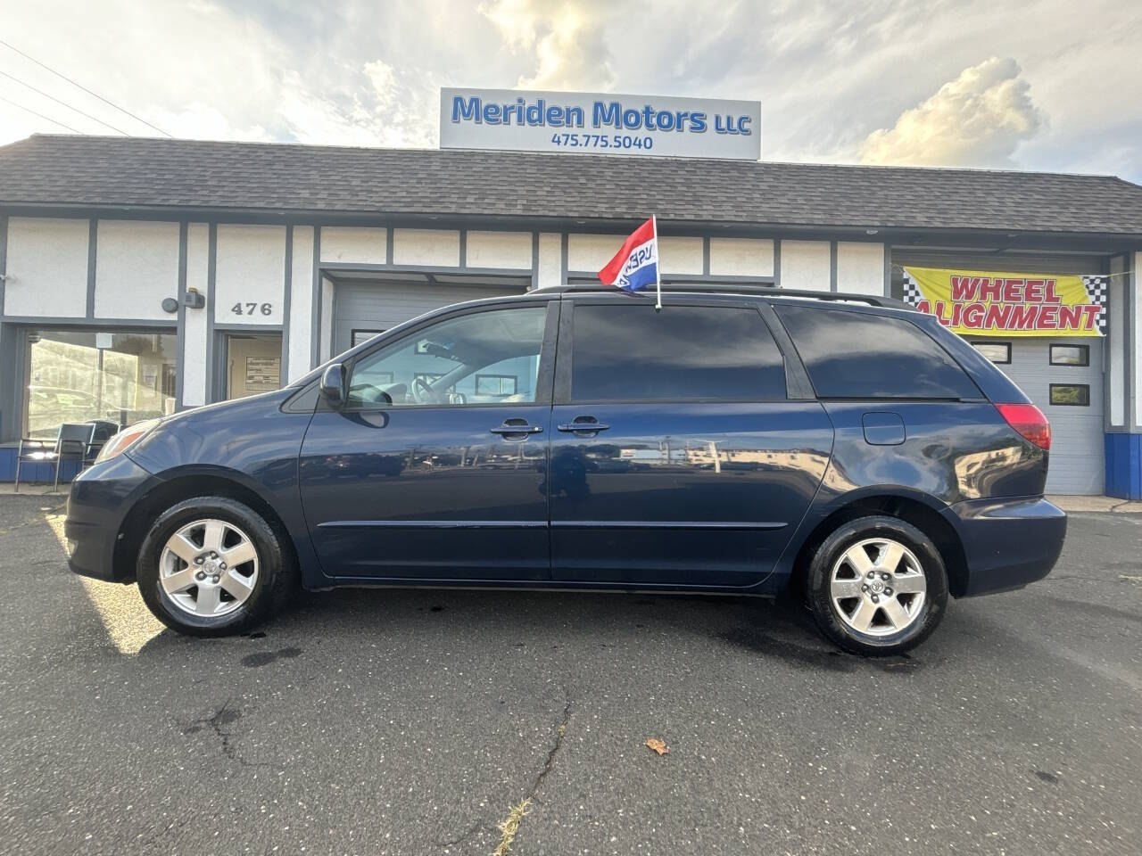 2004 Toyota Sienna for sale at Meriden Motors LLC in Meriden, CT