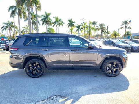 2023 Jeep Grand Cherokee L Altitude