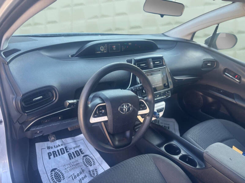 2016 Toyota Prius Two