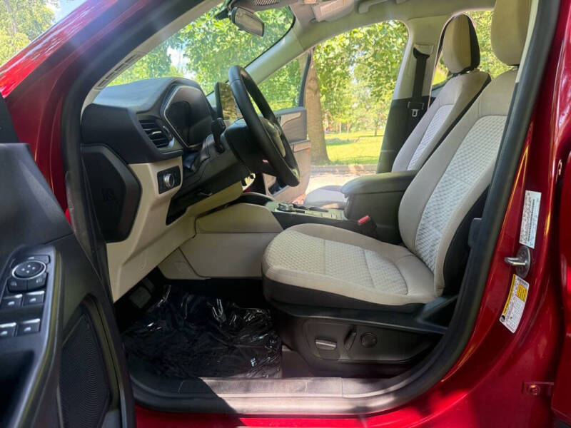 2022 Ford Escape SE