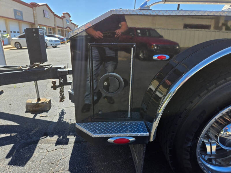 2007 Freightliner M2 106