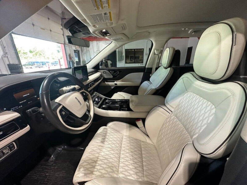 2020 Lincoln Aviator Black Label